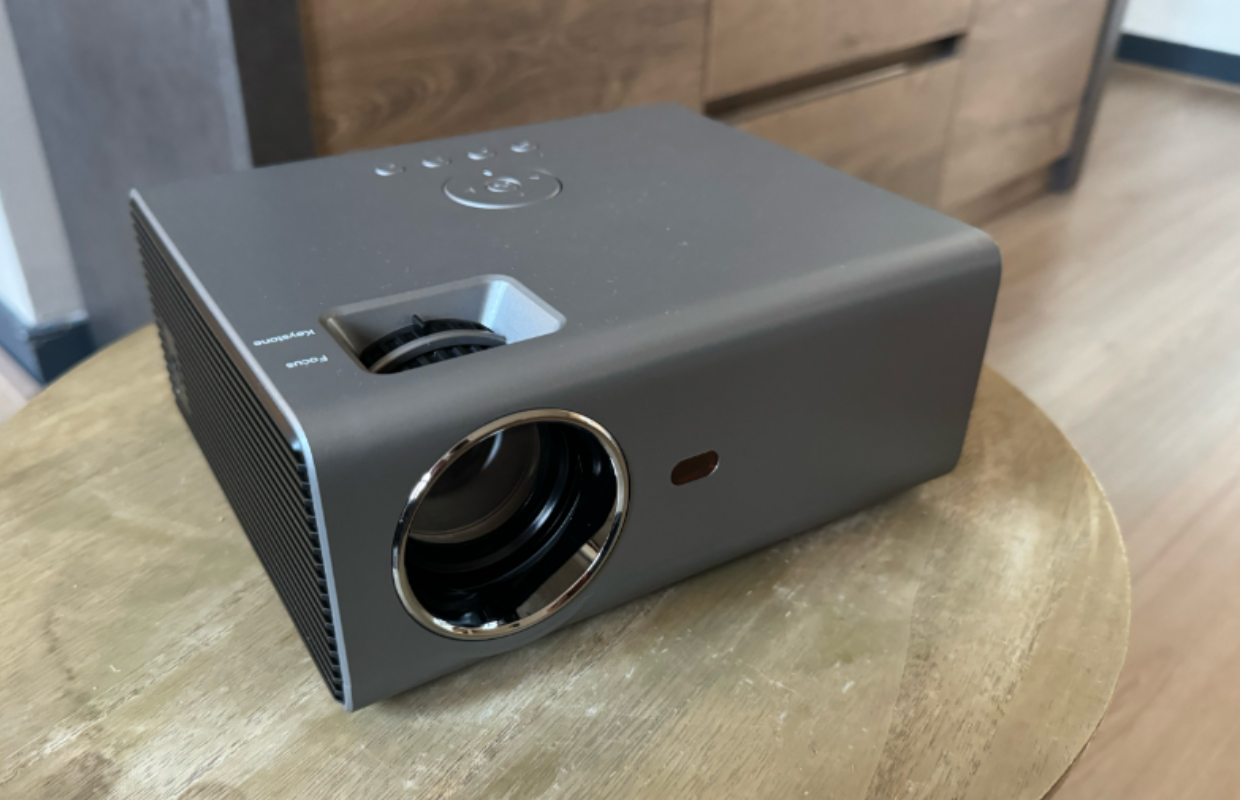 Action LED Projector: great cinema fun for a small price Action LED Projector: great cinema fun for a small price