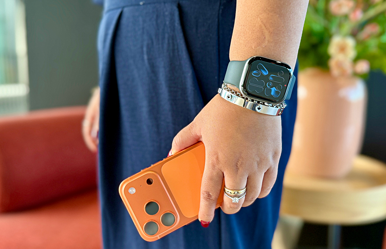 Apple Watch Series 11 with iPhone 17 Pro