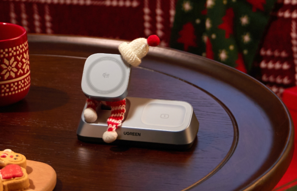 Charged together during the holidays by: UGREEN and the power of MagFlow (ADV) Charged together during the holidays by: UGREEN and the power of MagFlow (ADV)