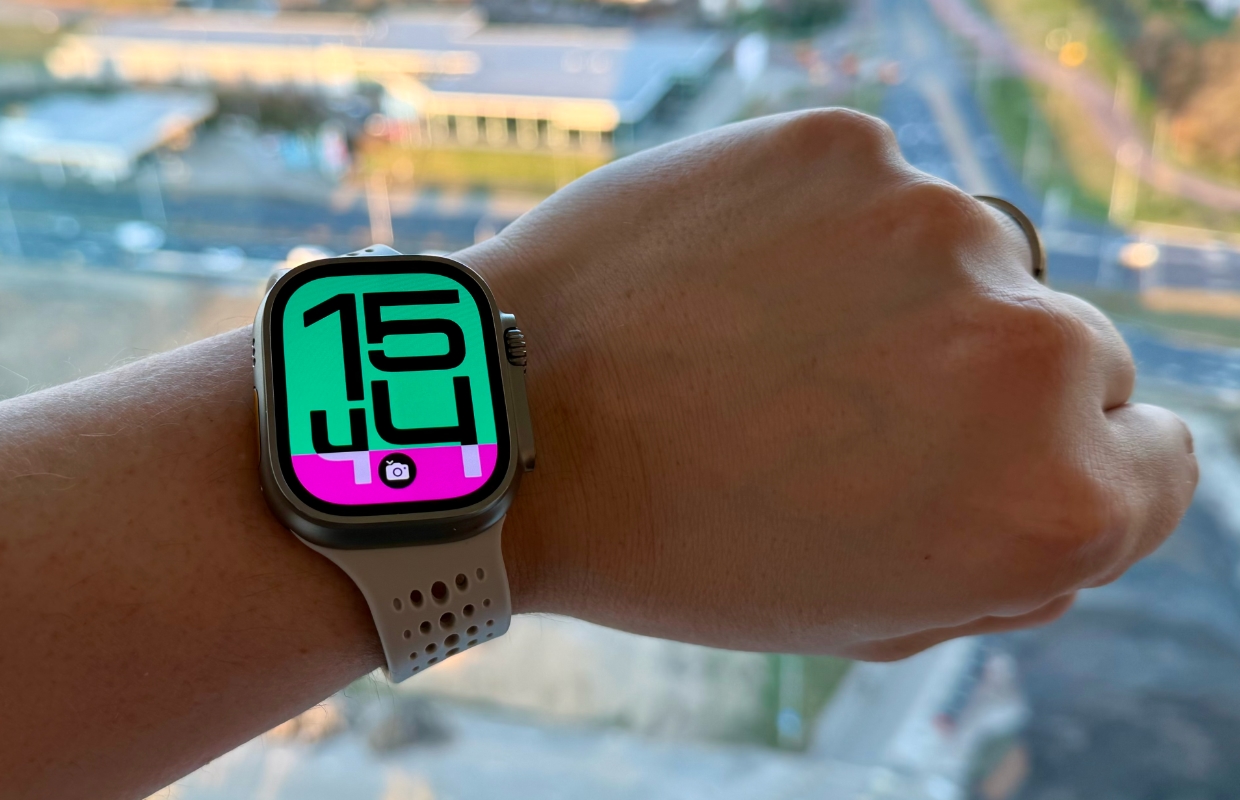 apple watch ares O strap