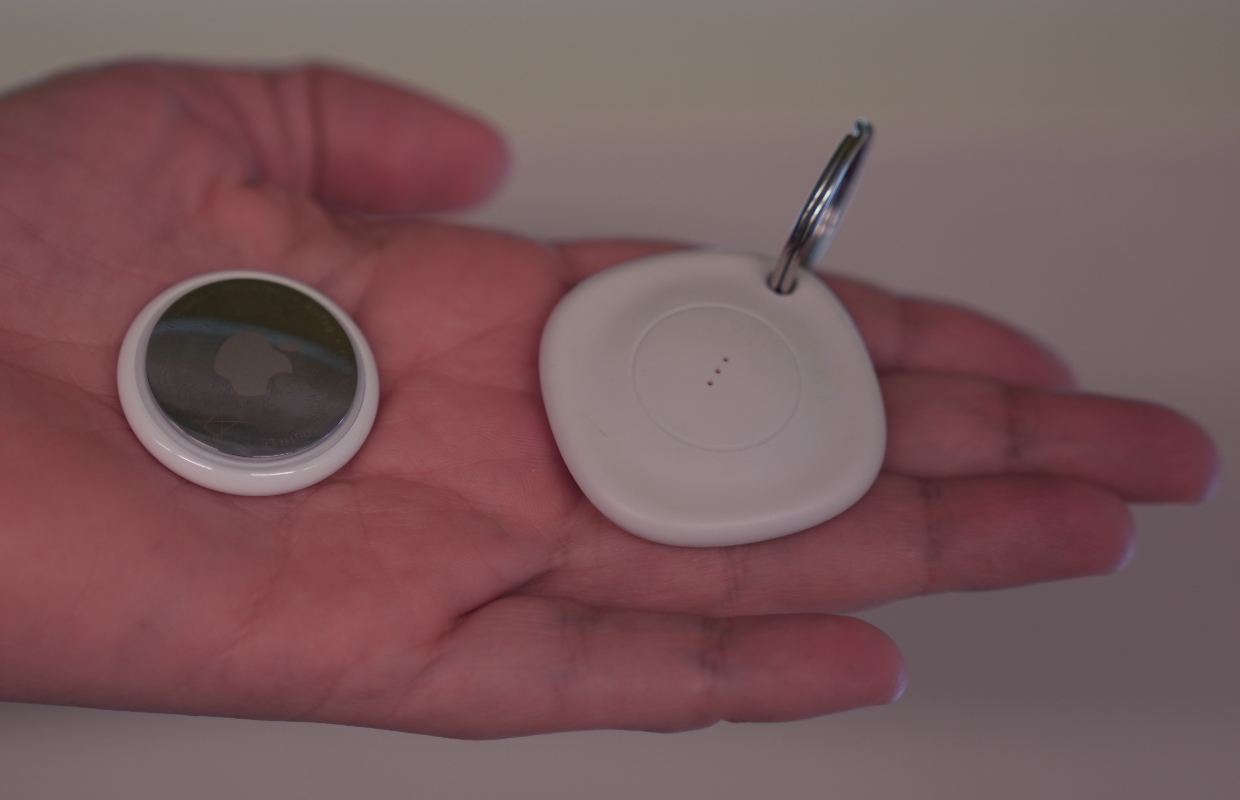 AirTag 2 vs Smart Finder